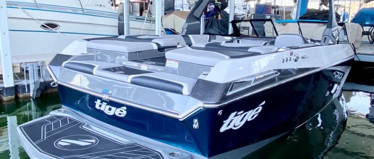 2021 Tige RZX Icon